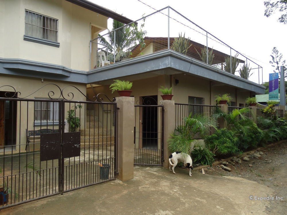Las Residencias Bed And Breakfast Puerto Princesa Exterior foto